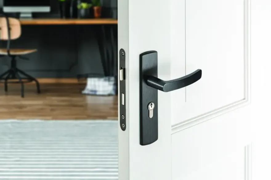 AXA Langschild binnendeur voor cilinderslot 55 mm zwart