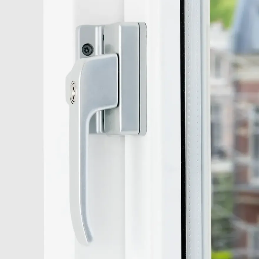 AXA raamsluiting rechts aluminium SKG 1-ster