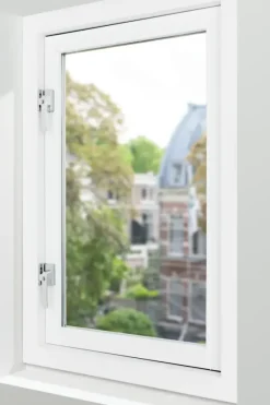 AXA raamsluiting rechts aluminium SKG 1-ster