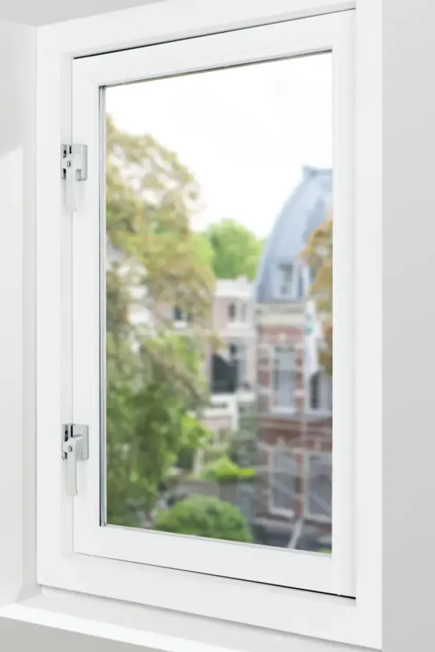 AXA raamsluiting rechts aluminium SKG 1-ster