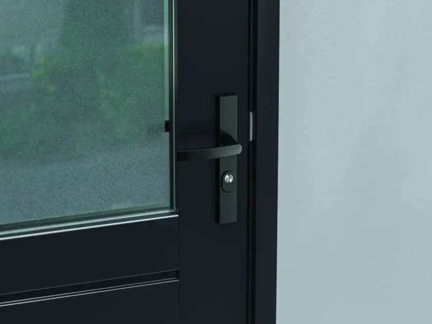 AXA veiligheidsbeslag Edge achterdeur zwart smal schild met SKG 3-sterren 55 mm