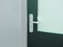 AXA veiligheidsbeslag Oval achterdeur aluminium langschild met SKG 3-sterren 92 mm