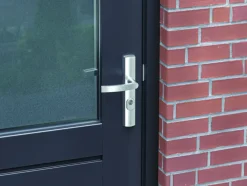 AXA Veiligheidsbeslag Smal met kerntrekbeveiliging SKG-3 sterren achterdeur 72 mm