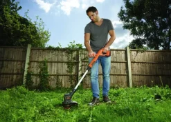 BLACK+DECKER 18V trimmer ST182320 25cm incl. 2,0Ah accu + lader