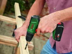 Bosch 18V accuboormachine EasyDrill Systeembox met 241 accessoires (incl. 2 accu's 1.5Ah + lader)
