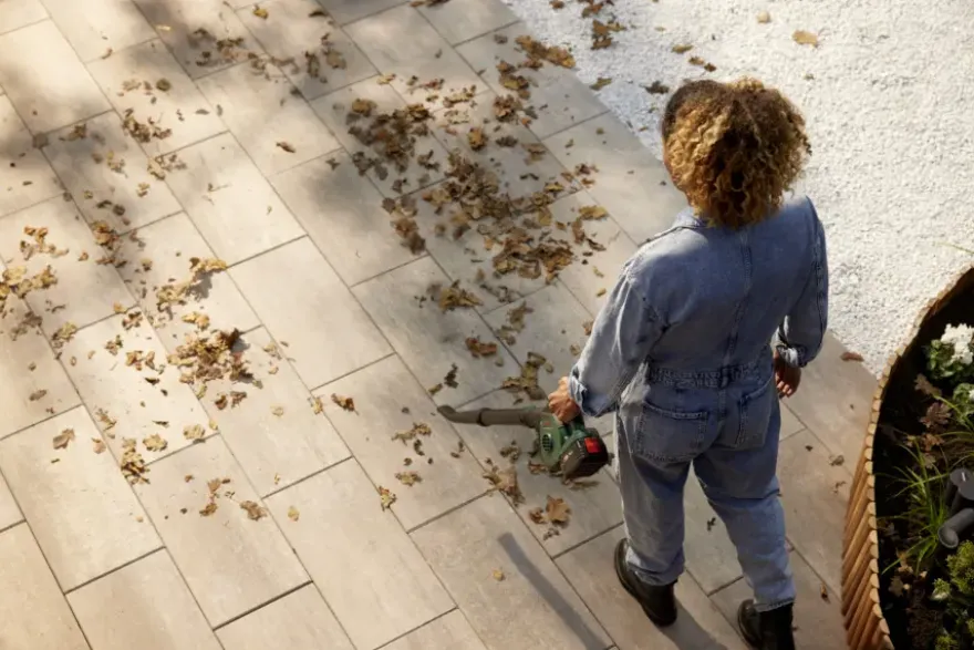 Bosch 18V bladblazer UniversalLeafBlower (zonder accu)