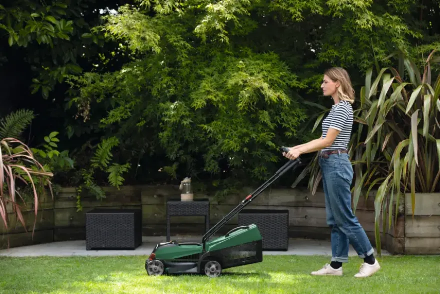 Bosch 18V grasmaaier Citymower 32cm (Incl. 4,0Ah accu + lader)