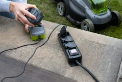 Brennenstuhl Stekkerdoos 3-voudig met schakelaar IP44 2 meter