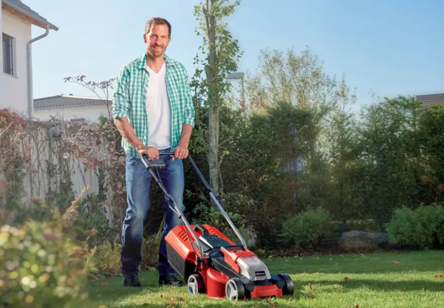 Einhell 18V grasmaaier GE-CM 18/30 Li incl 3.0Ah accu en oplader
