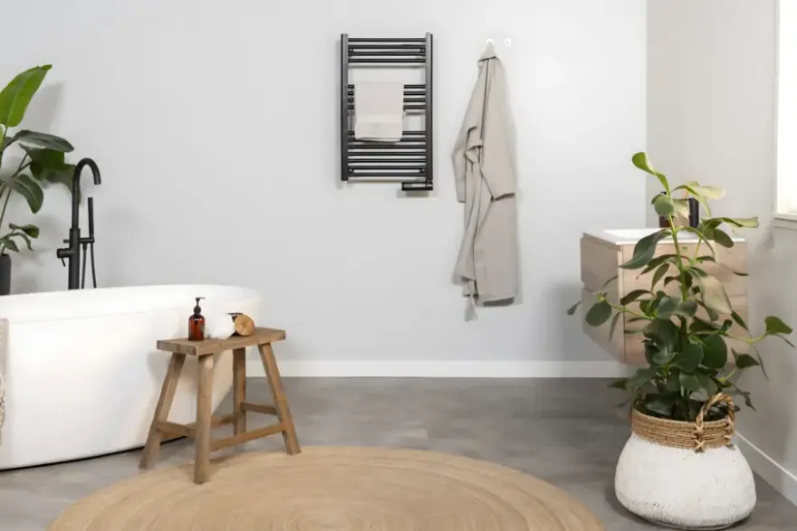 Eurom Handdoekverwarmer Sani-Towel 500 Elektrisch 50x85 cm zwart
