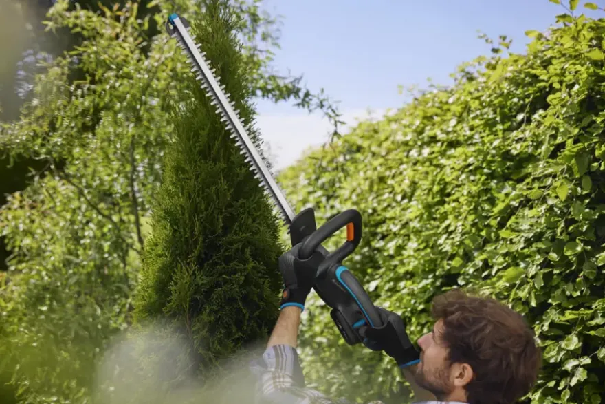 GARDENA 18V accu heggenschaar EasyCut 55cm set
