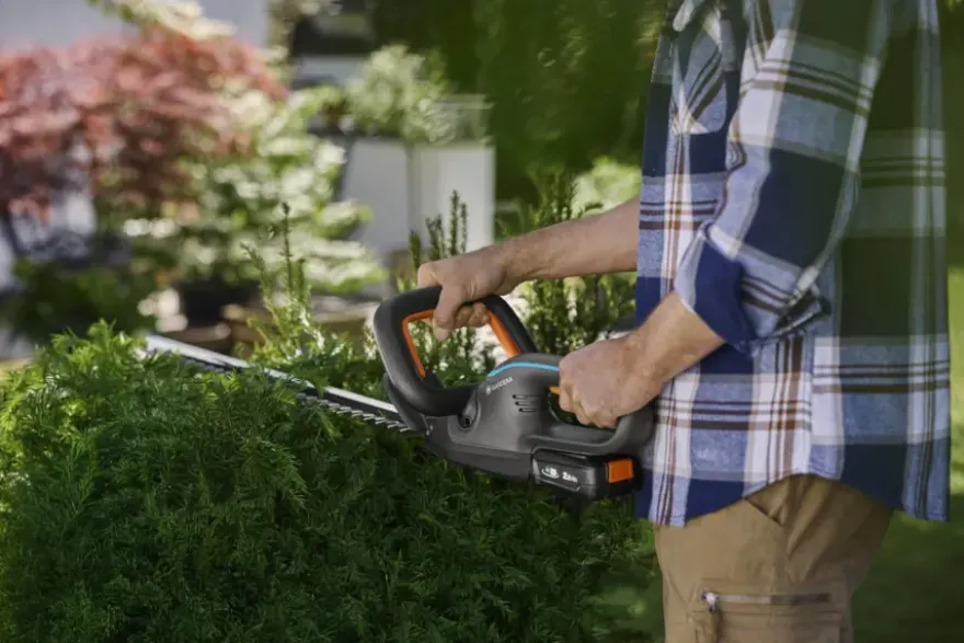 GARDENA 18V accu heggenschaar EasyCut 55cm set