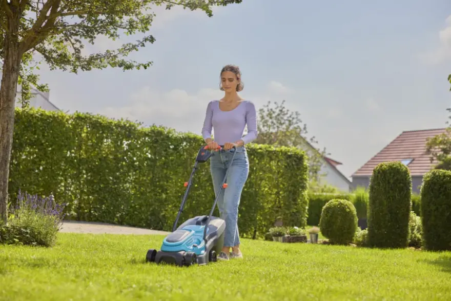 Gardena 18V grasmaaier EasyMax 32cm incl. 4.0Ahaccu