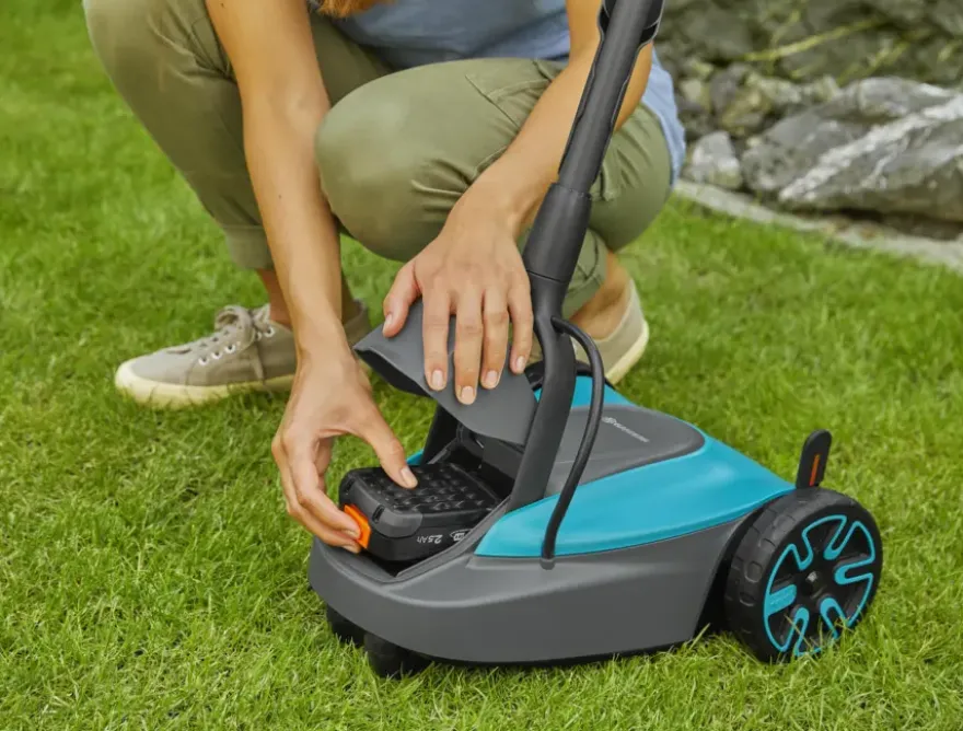 Gardena 18V grasmaaier HandyMower 22cm incl. 2,5Ah accu + lader