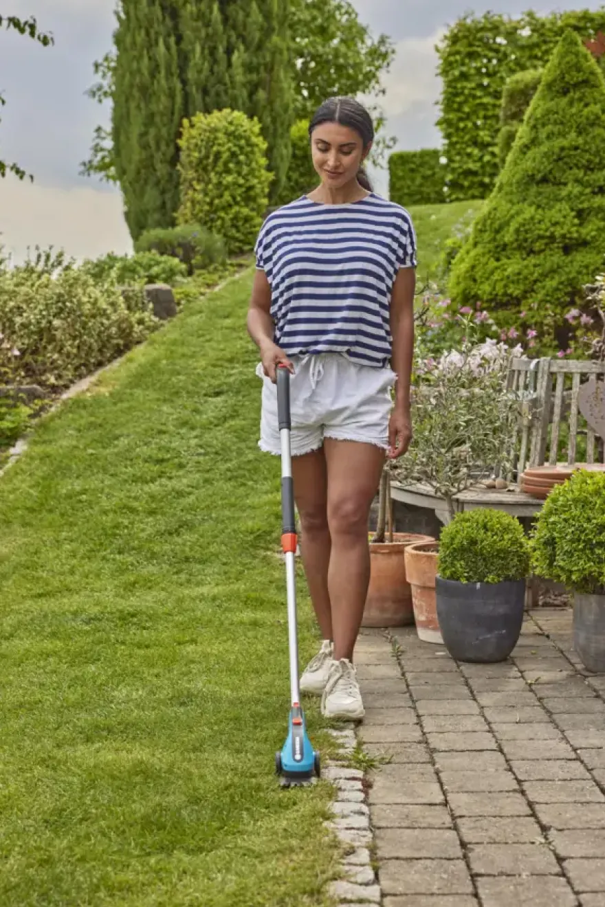 Gardena 3,6V grasschaar / buxusschaar ClassicCut 12cm