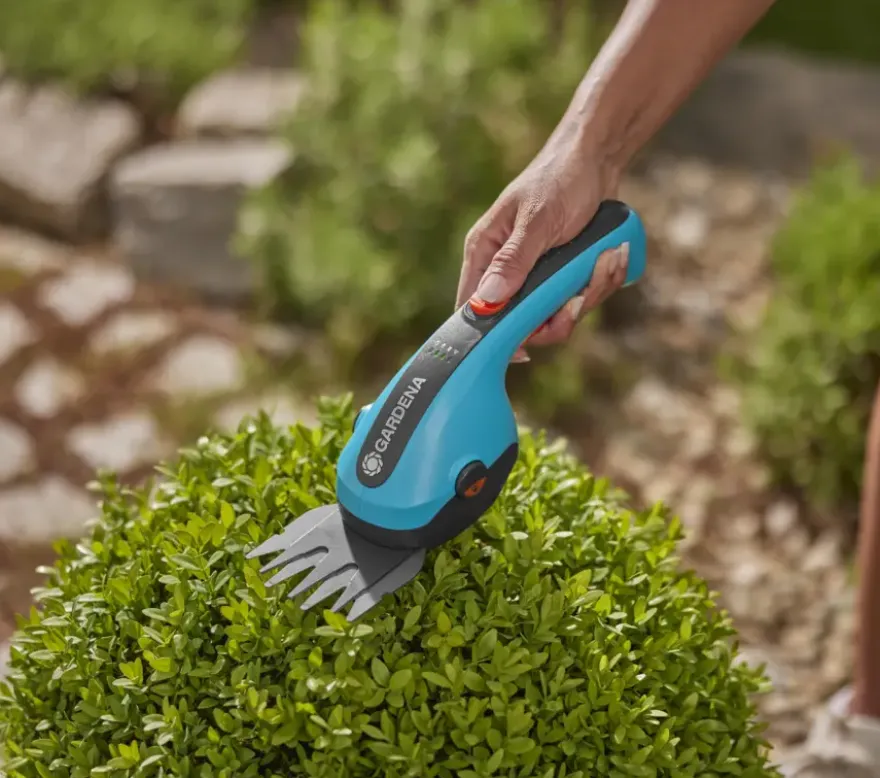 Gardena 3,6V grasschaar / buxusschaar ClassicCut 12cm