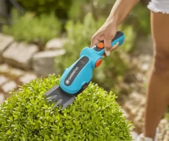 Gardena 3,6V grasschaar ClassicCut incl. wielen en steel