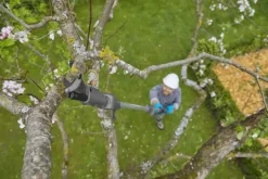 Gardena 18V telescopische takkenschaar 3,6m (P4A) Incl. 2.0Ah accu + lader