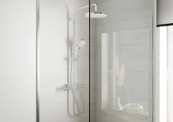 Hansgrohe regendoucheset Vernis Blend 200 met handdouche en thermostaatkraan 2 standen chroom - hartafstand kraan 15 cm