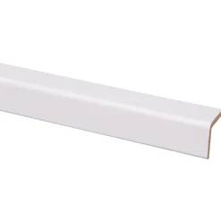 Hoeklat MDF 27x27 mm lengte 260 cm gegrond