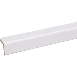 Hoeklat MDF 27x27 mm lengte 260 cm gegrond