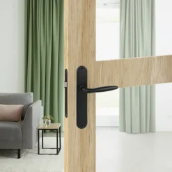 Karwei deurkruk set Eros ovaal blind schild zwart aluminium
