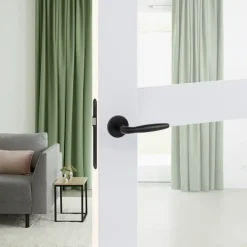 Karwei deurkruk set Eros rond rozet zwart aluminium