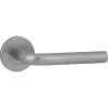 Karwei deurkruk set Gino rond rozet RVS look aluminium