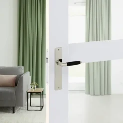 Karwei deurkruk set Lopes recht blind schild nikkel glans