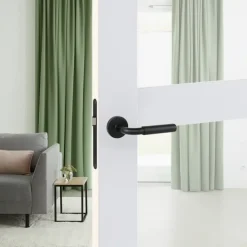 Karwei deurkruk set Roy rond rozet zwart RVS