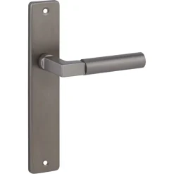 Karwei deurkruk set Stefano recht blind schild messing antiek aluminium