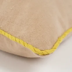 Kussen beige - l55xb35xh10cm