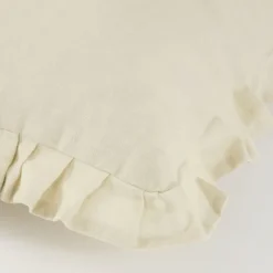 Kussen ruffled beige - l55xb35xh10cm