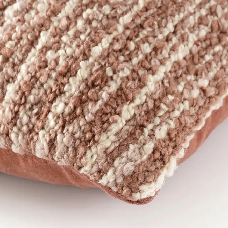 Lines kussen bruin - l45xb45xh10cm