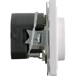 Peha Standard enkel geaard stopcontact met USB-A poort wit