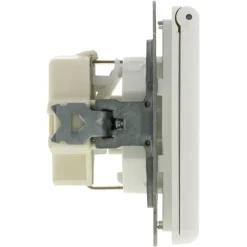 Peha Standard enkel geaard stopcontact met klepje wit