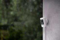 Ring Stick Up Camera Plug-in Wit