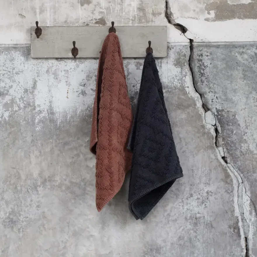 Sealskin badmat aztec 60x60cm donkerroze