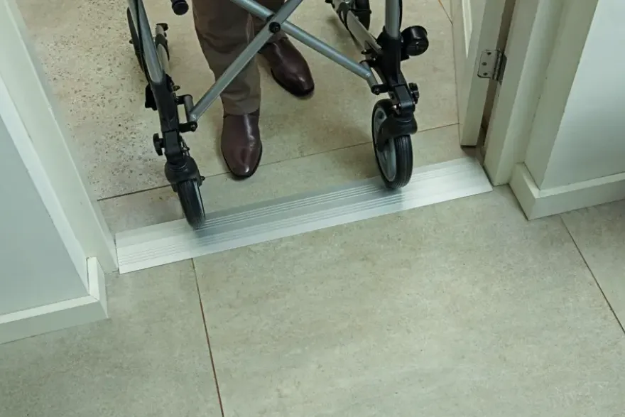 Secucare drempelvervanger 11-95 cm blank aluminium