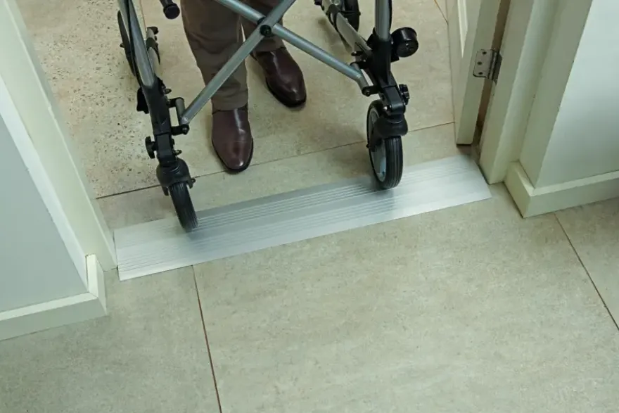 Secucare drempelvervanger 14-95 cm blank aluminium