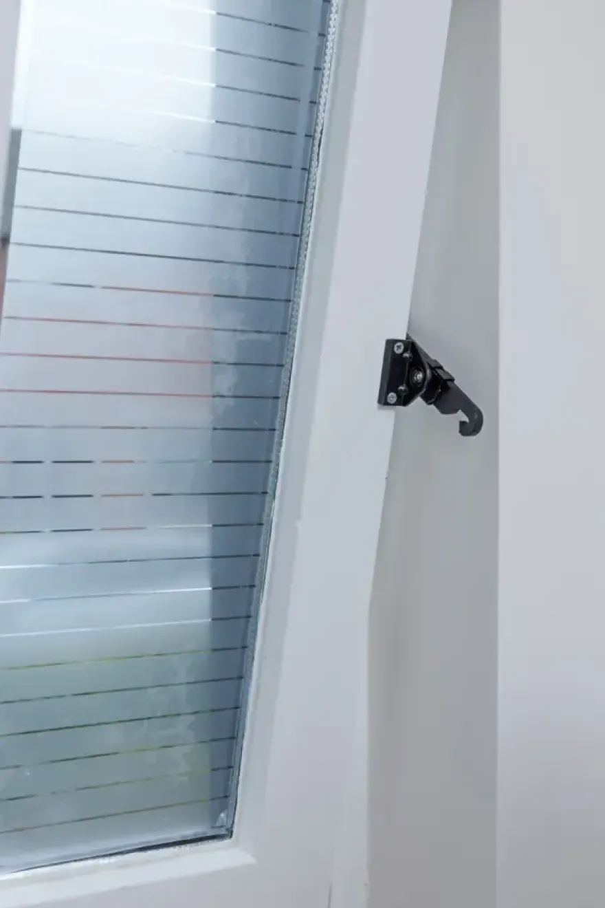 SecuMax raamuitzetter 721 zwart