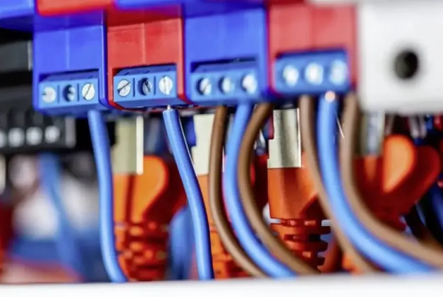 Shelly Pro 1 slimme schakelaar WiFi Bluetooth DIN-rail