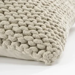 Sierkussen creme - l45xb45xh10cm