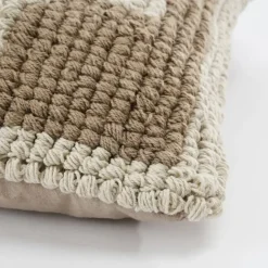Sierkussen graphic beige - l45xb45xh10cm