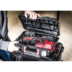 SKIL Compacte stapelbare gereedschapskoffer met universele insert