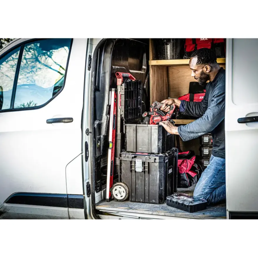 SKIL Middelgrote stapelbare gereedschapskoffer met universele insert