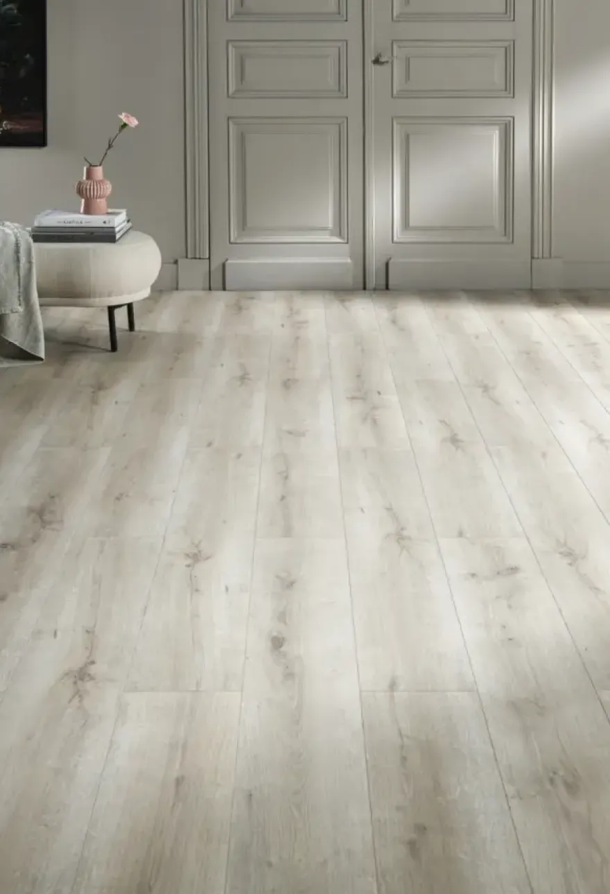 vtwonen click PVC EVC Millet lichtbruin houtlook incl. geïntegreerde ondervloer