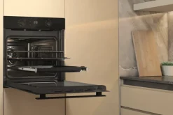 Whirlpool Oven multifunctioneel 60cm zwart hydrolyse